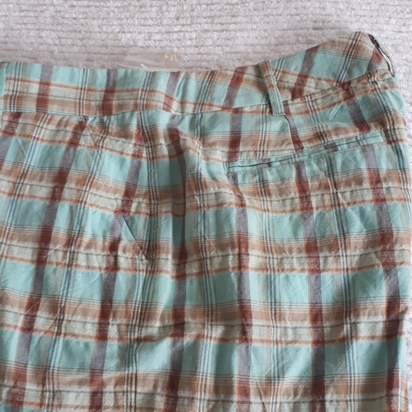 Effeti Moda Women Size 8 Plaid Bermuda Short - Picture 6 of 7